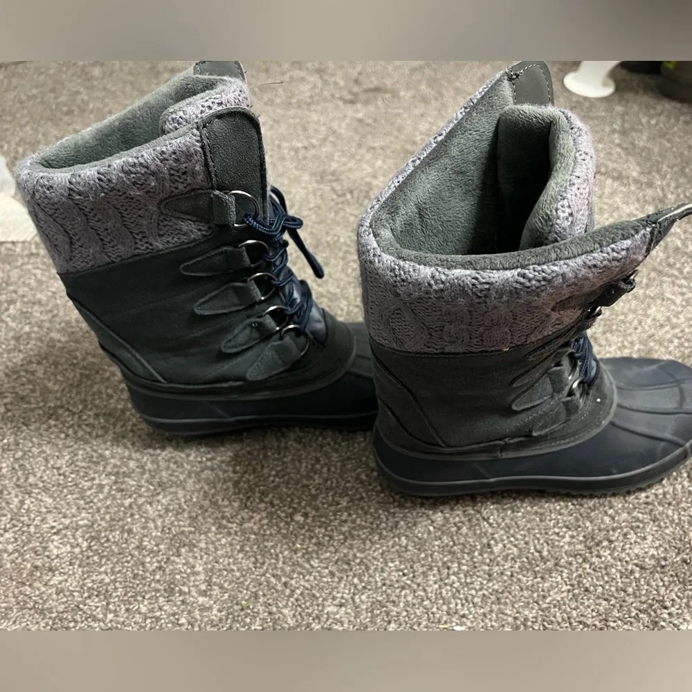 Khombu‎ Boots Gray Woman Size 7